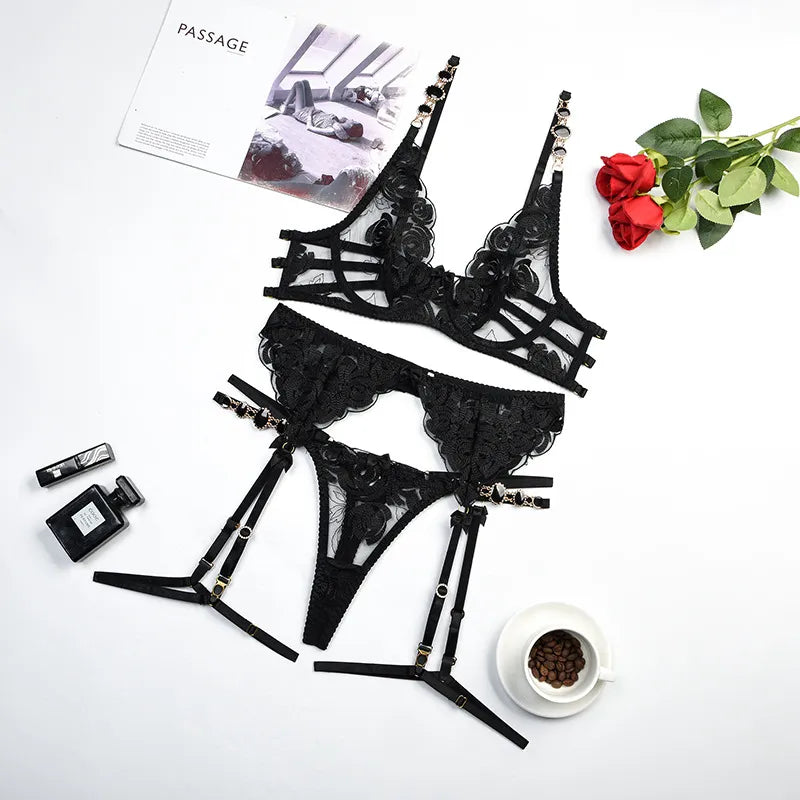 Cassandra's | 3-Piece Lingerie Set